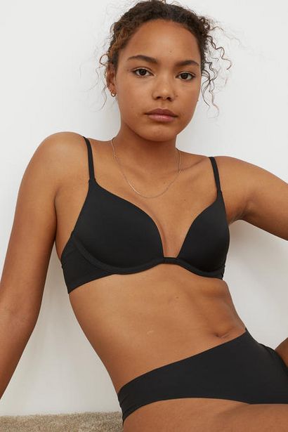 Microfibre push-up bra offers at 40 Dhs in H&M