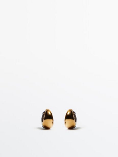 Small Earrings In Two Colours - Studio offers at 289 Dhs in Massimo Dutti