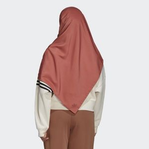 Head Scarf offers at 66,15 Dhs in Adidas