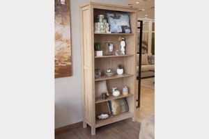 Akara Display Shlef (Oak Veneer) offers at 375 Dhs in United Furniture