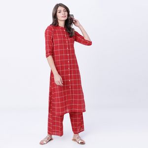 Vishudh Women Red Checked Mandarin Neck Kurta and Palazzo Set offers at 66 Dhs in Centrepoint