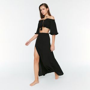 Trendyol Women Black Solid Off Shoulder Top and Slit Skirt Set offers at 72 Dhs in Centrepoint