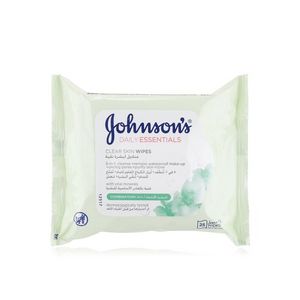 Johnson's oil balancing wipes 25s offers at 38,5 Dhs in Spinneys