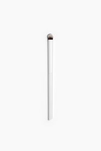 EYE BRUSH #1 offers at 39 Dhs in Zara