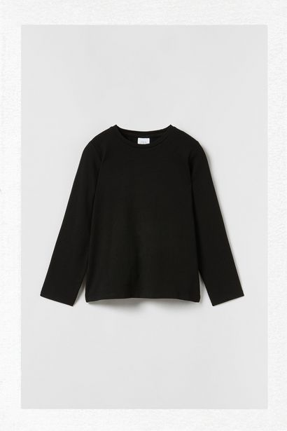 PLAIN T-SHIRT offers at 35 Dhs in Zara