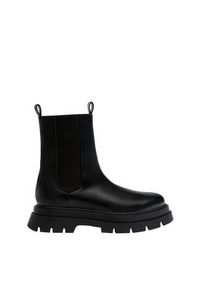Chelsea boots with chunky soles offers at 199 Dhs in Pull & Bear
