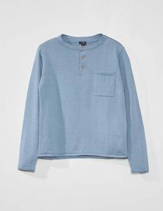 Sweater with grandad collar offers at 22 Dhs in Kiabi