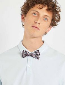Floral bow tie offers at 9 Dhs in Kiabi
