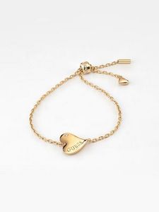 "Fluid Hearts” bracelet offers at 49 Dhs in Guess